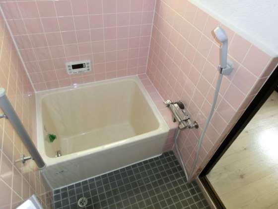 東岡山駅前貸家