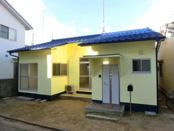 東岡山駅前貸家