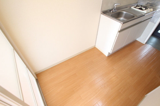 フローラル東岡山A