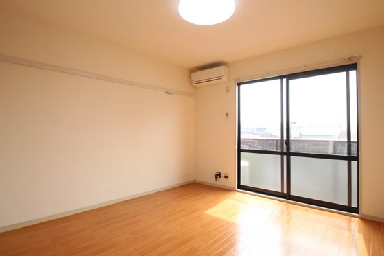 フローラル東岡山A