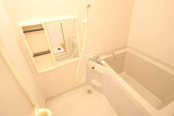 フローラル東岡山A