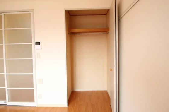 フローラル東岡山A