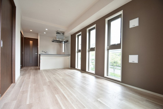 トラストコート中筋