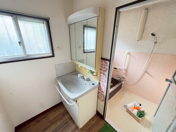 阿賀南6丁目戸建て