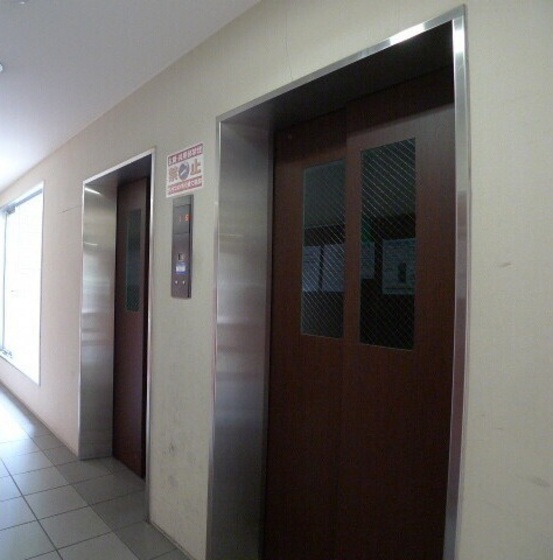 グレースタワー