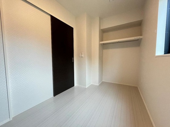 ファミーユ広島大学前