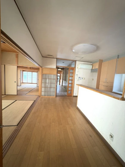 ハウスひまわり