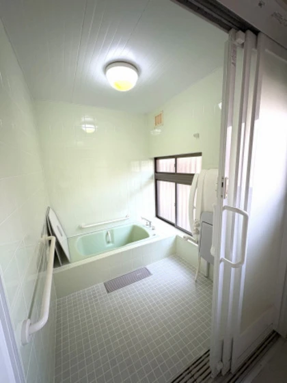 ハウスひまわり