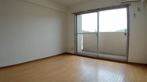 グランヴィスタ安倉