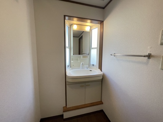 己斐上3丁目戸建