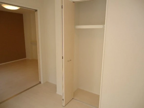 メゾン ラフィネB棟