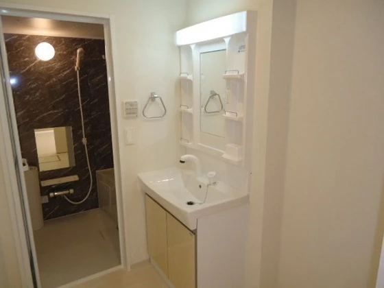 メゾン ラフィネB棟