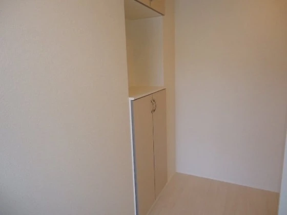 メゾン ラフィネB棟