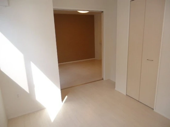 メゾン ラフィネB棟