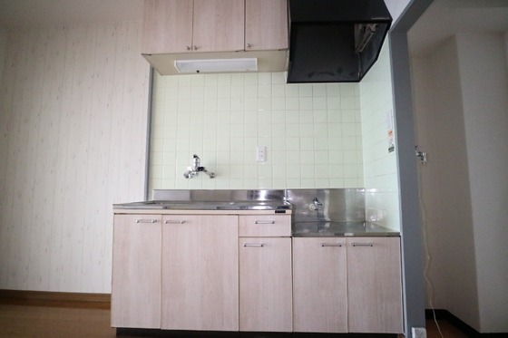 クリスタルハイツ