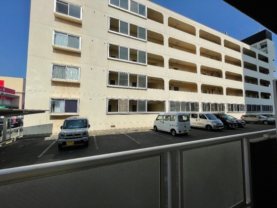 クリスタルハイツ