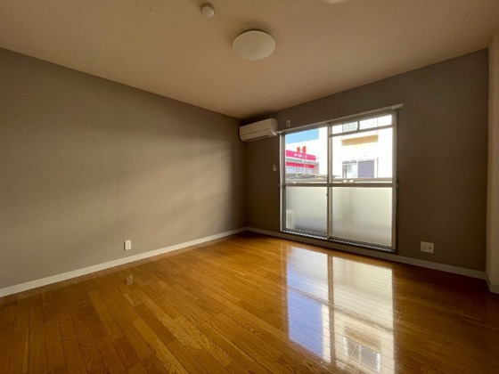 クリスタルハイツ