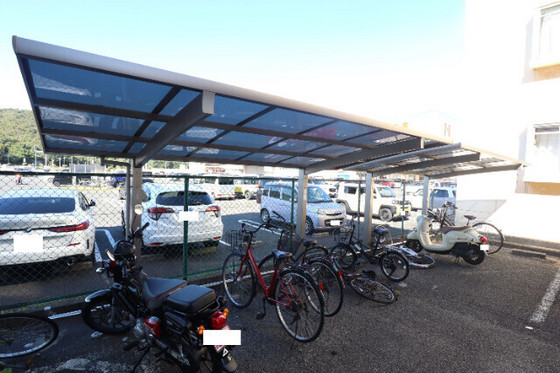 クリスタルハイツ