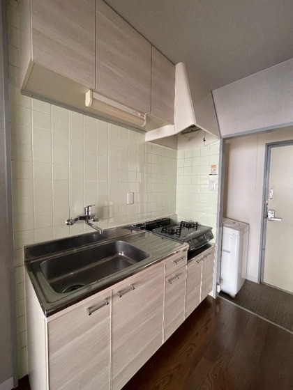 クリスタルハイツ