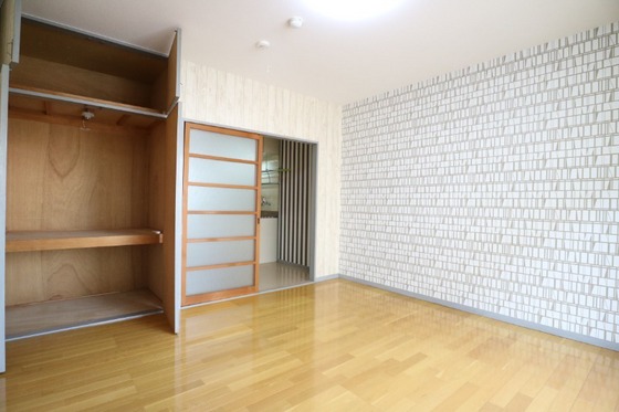 クリスタルハイツ