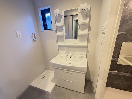 パレグレース己斐本町