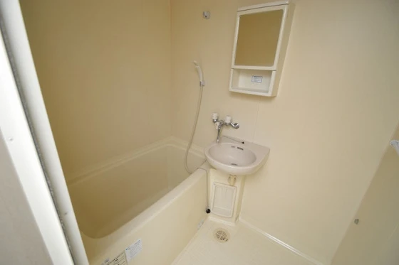 センチュリー東中央