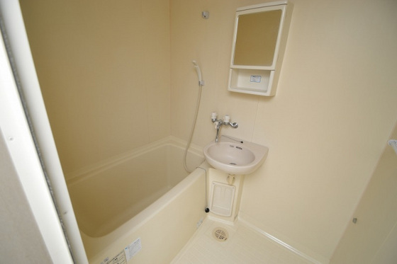 センチュリー東中央