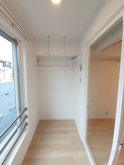 ニュー・エンブレムB