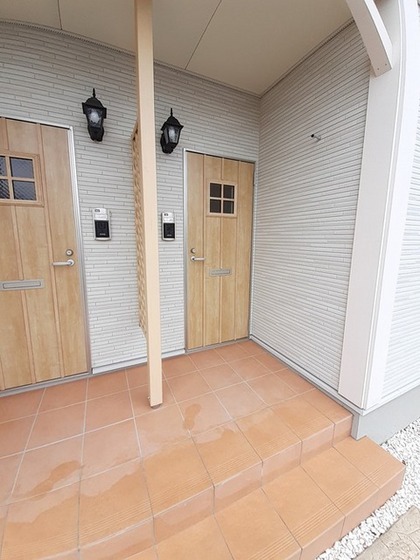 ニュー・エンブレムB