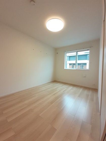 ニュー・エンブレムB