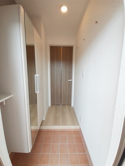 ニュー・エンブレムB