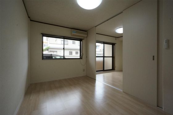 中屋マンション