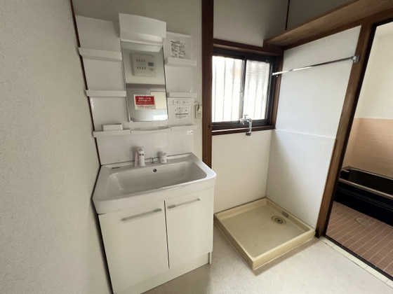 伊島町1丁目IK戸建 東