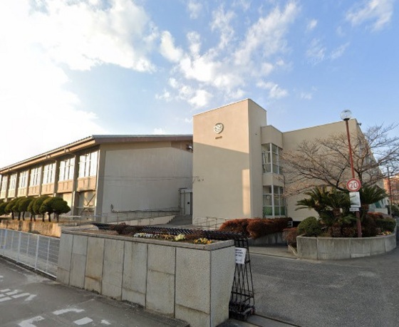 伊島町1丁目IK戸建 東