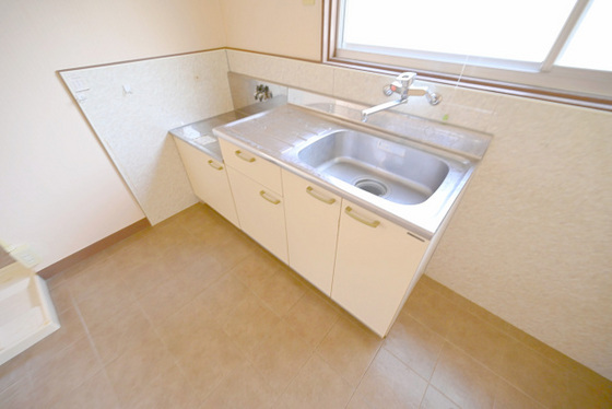 大松己斐アパート