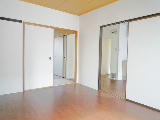 サンライフ泉田 A棟