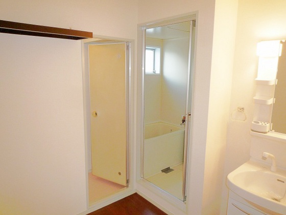 サンライフ泉田 A棟