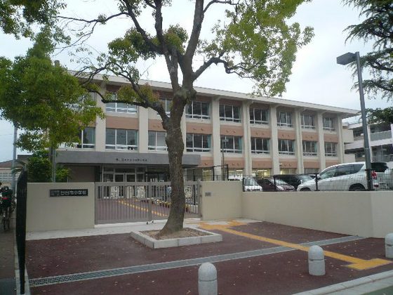 廿日市市新築アパート