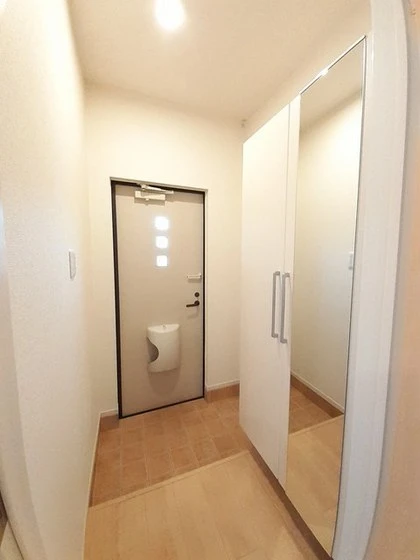 コリーヌ サンヨー