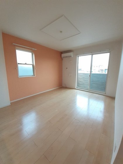 コリーヌ サンヨー