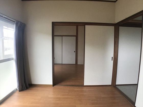 瀬戸貸家(東側)