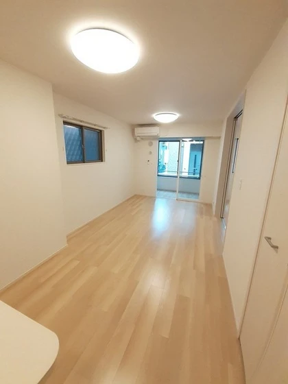 ニュー・エンブレムC