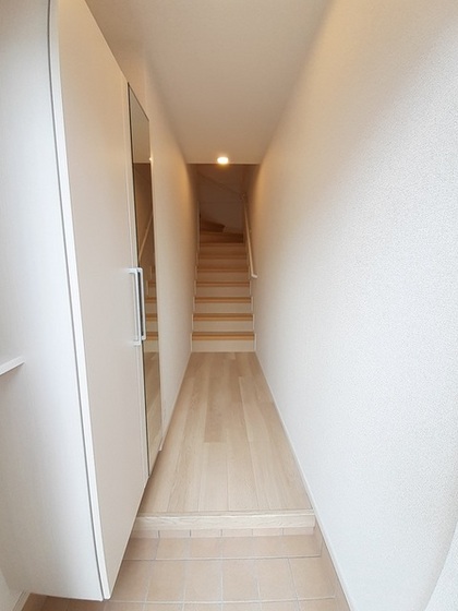 ニュー・エンブレムC