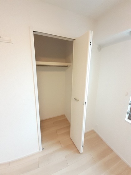 ニュー・エンブレムC