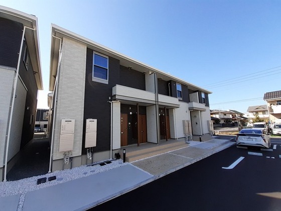 ニュー・エンブレムC