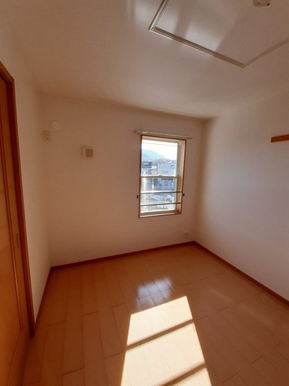 サンライフ大毛寺