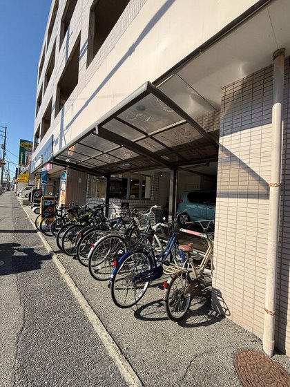 ドゥ・エ・クレア東雲