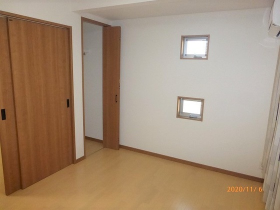 奉還町3丁目貸家