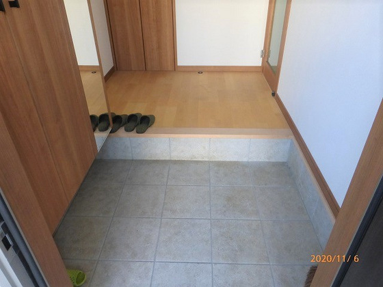 奉還町3丁目貸家