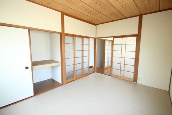 ロイヤルハウスみつみⅡ